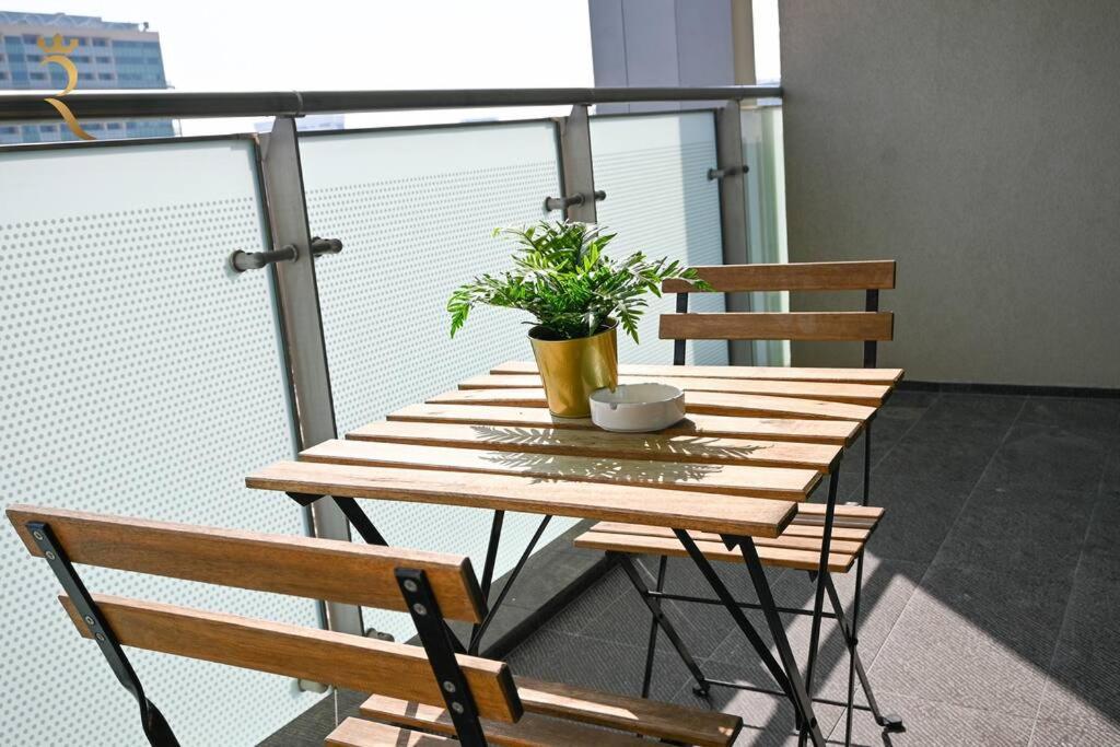Apartment Starlight 1br Retreat For Your Getaway Al Muneera Abu Dhabi