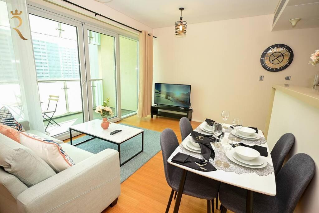 Apartment Starlight 1br Retreat For Your Getaway Al Muneera Abu Dhabi