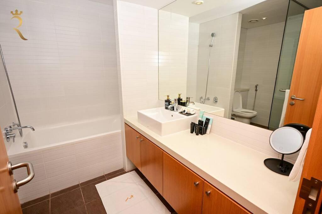 Starlight 1br Retreat For Your Getaway Al Muneera Apartment *