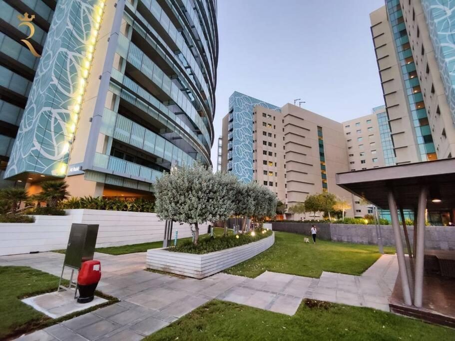 Starlight 1br Retreat For Your Getaway Al Muneera Apartment Abu Dhabi